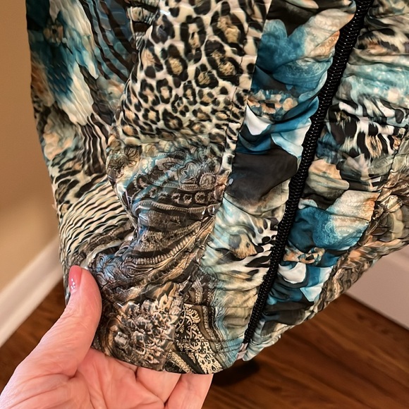 Multicolor Animal Print Jacket - Picture 3 of 7